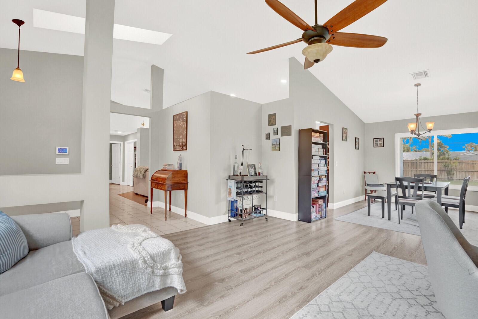 GREENVIEW SHORES - Residential