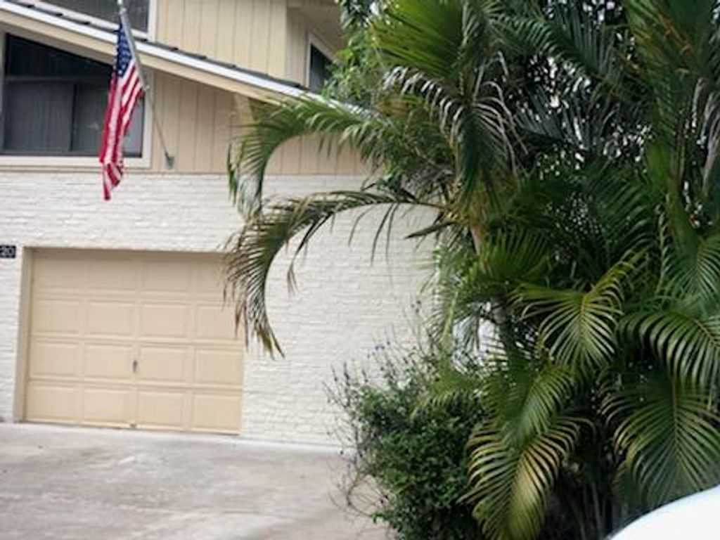 Photo of 12520 Woodmill Drive, Palm Beach Gardens, FL 33418 (MLS # R10709355)