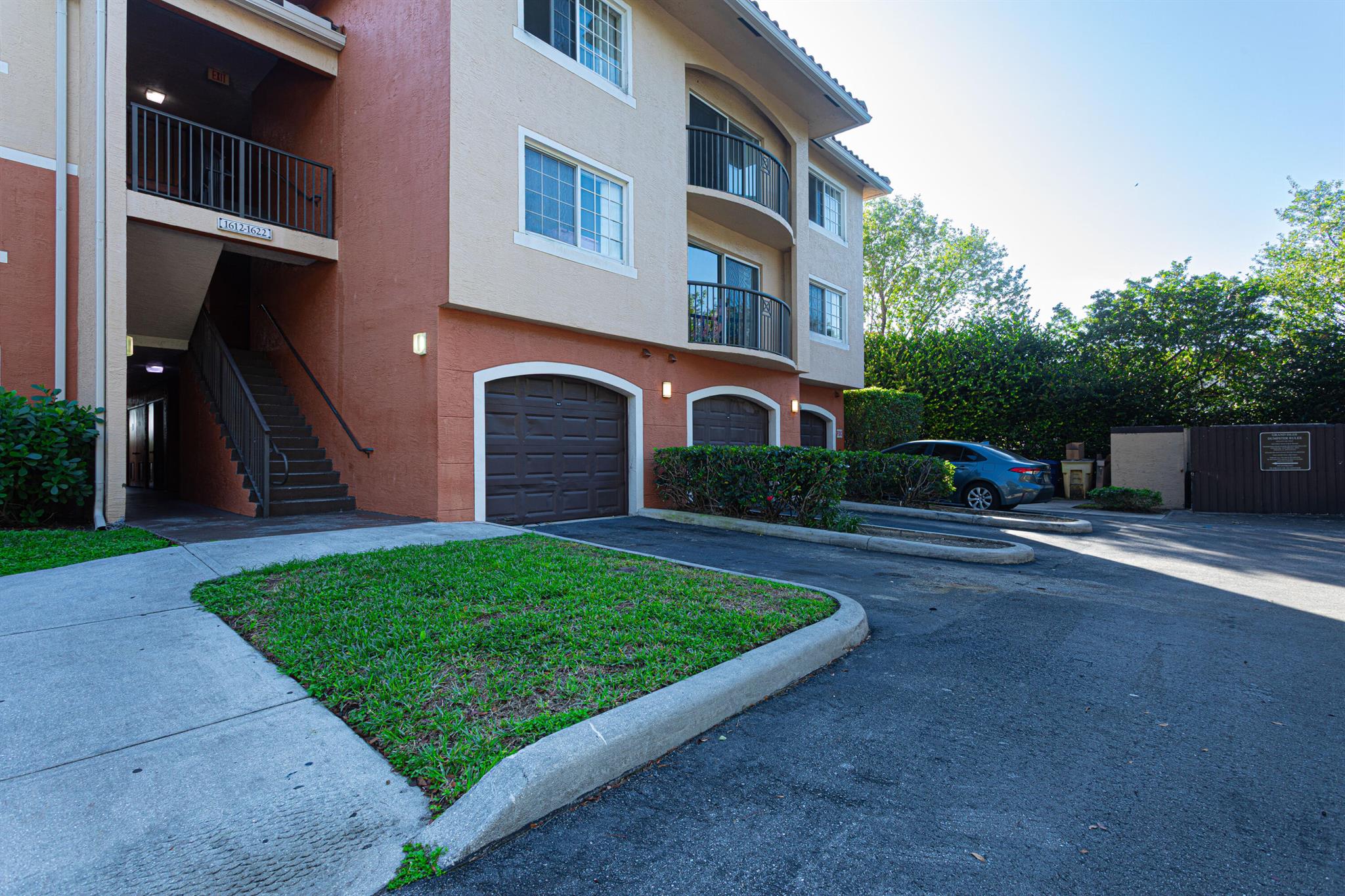 GRAND ISLES CONDO - Residential Lease