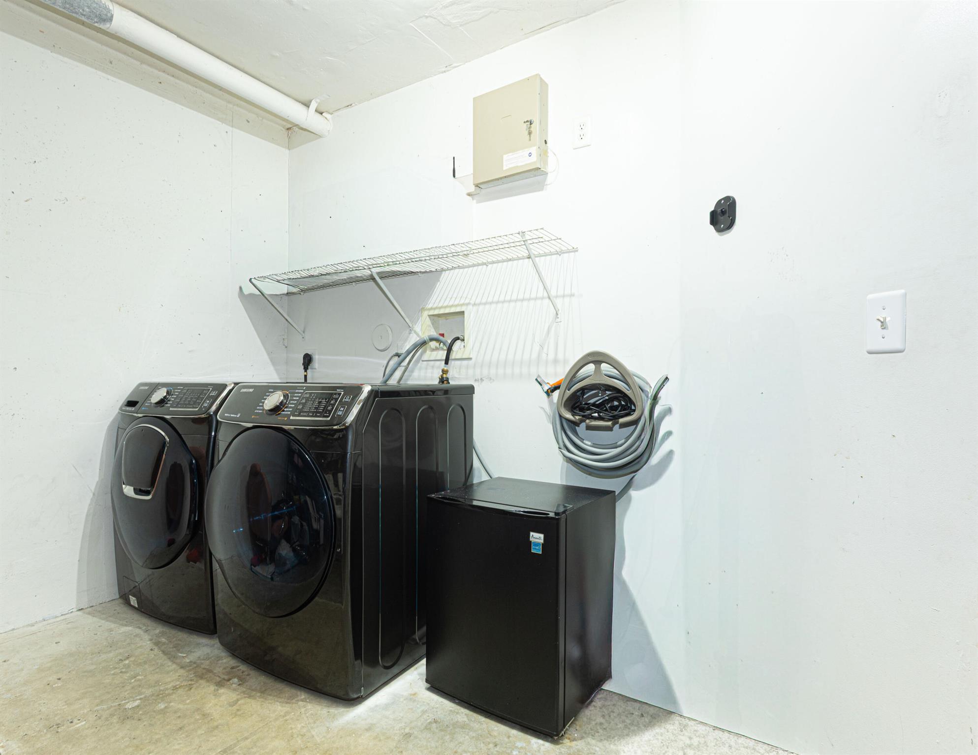 GRAND ISLES CONDO - Residential Lease