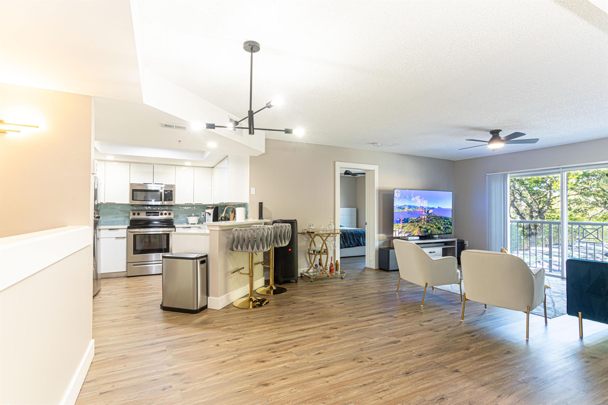 GRAND ISLES CONDO - Residential Lease