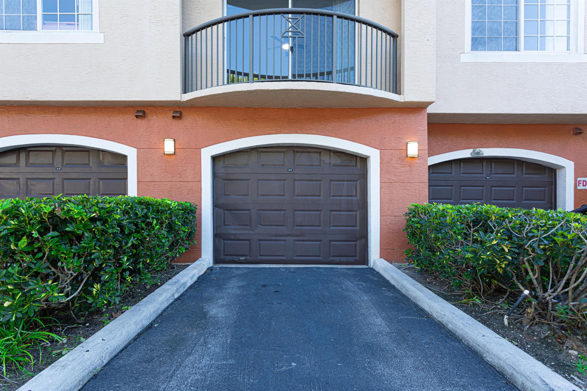 GRAND ISLES CONDO - Residential Lease