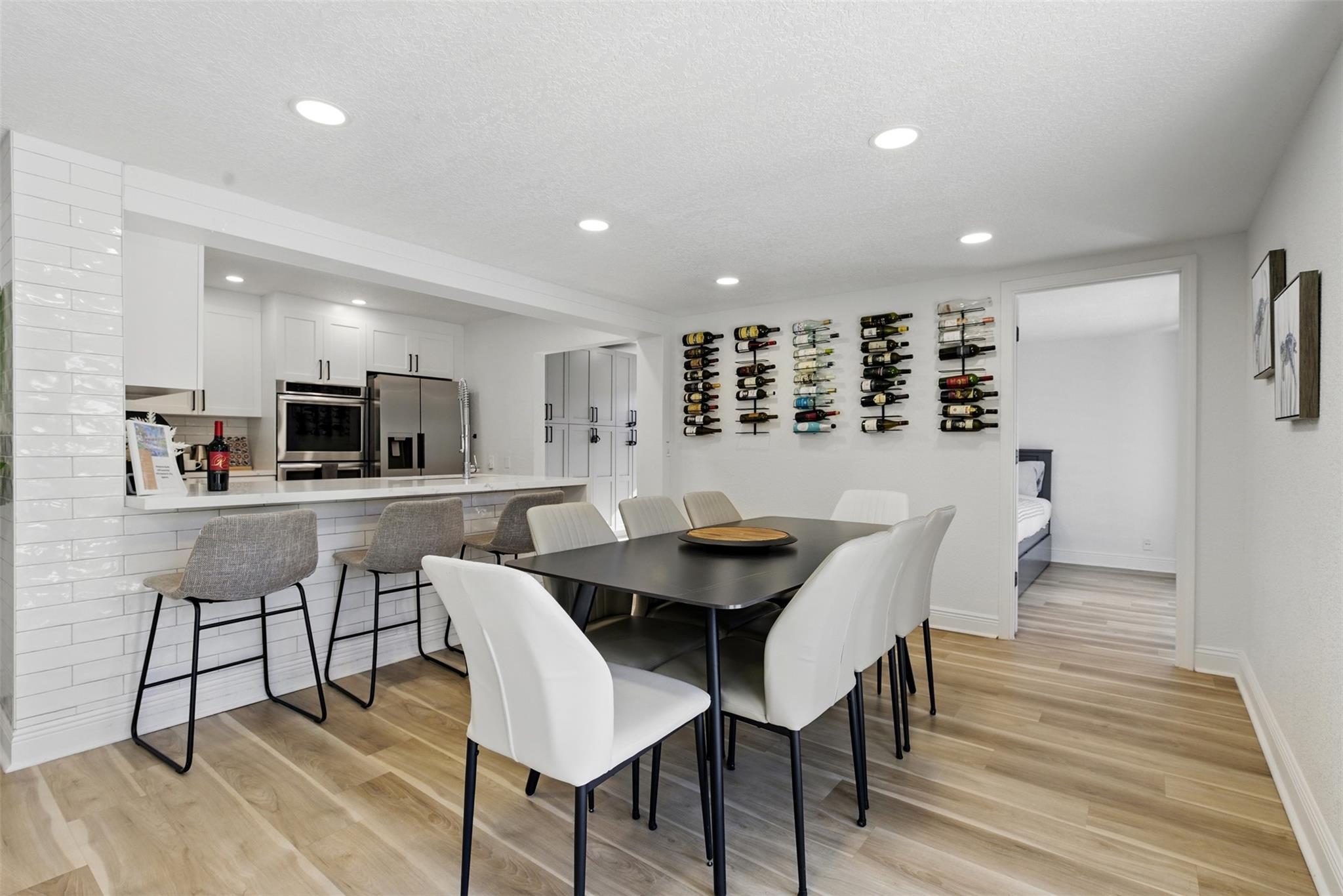 IMPERIAL POINT 2 SEC - Residential