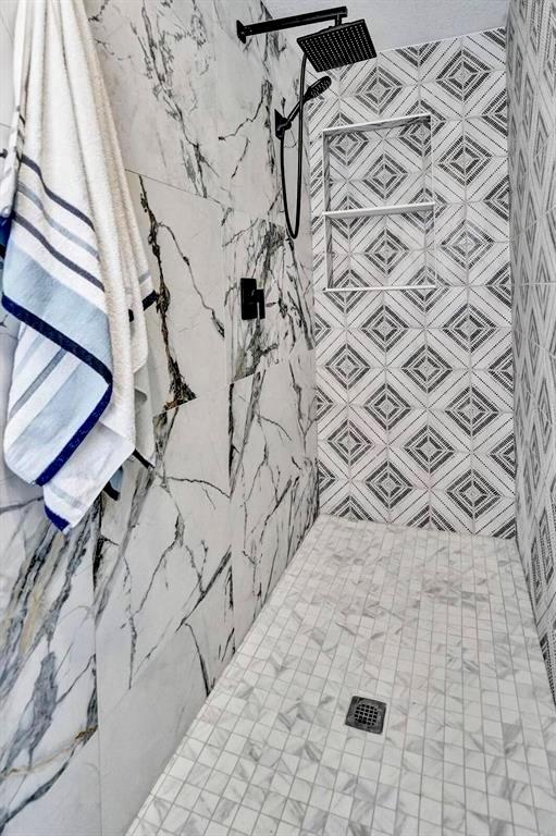 IMPERIAL POINT 2 SEC - Residential