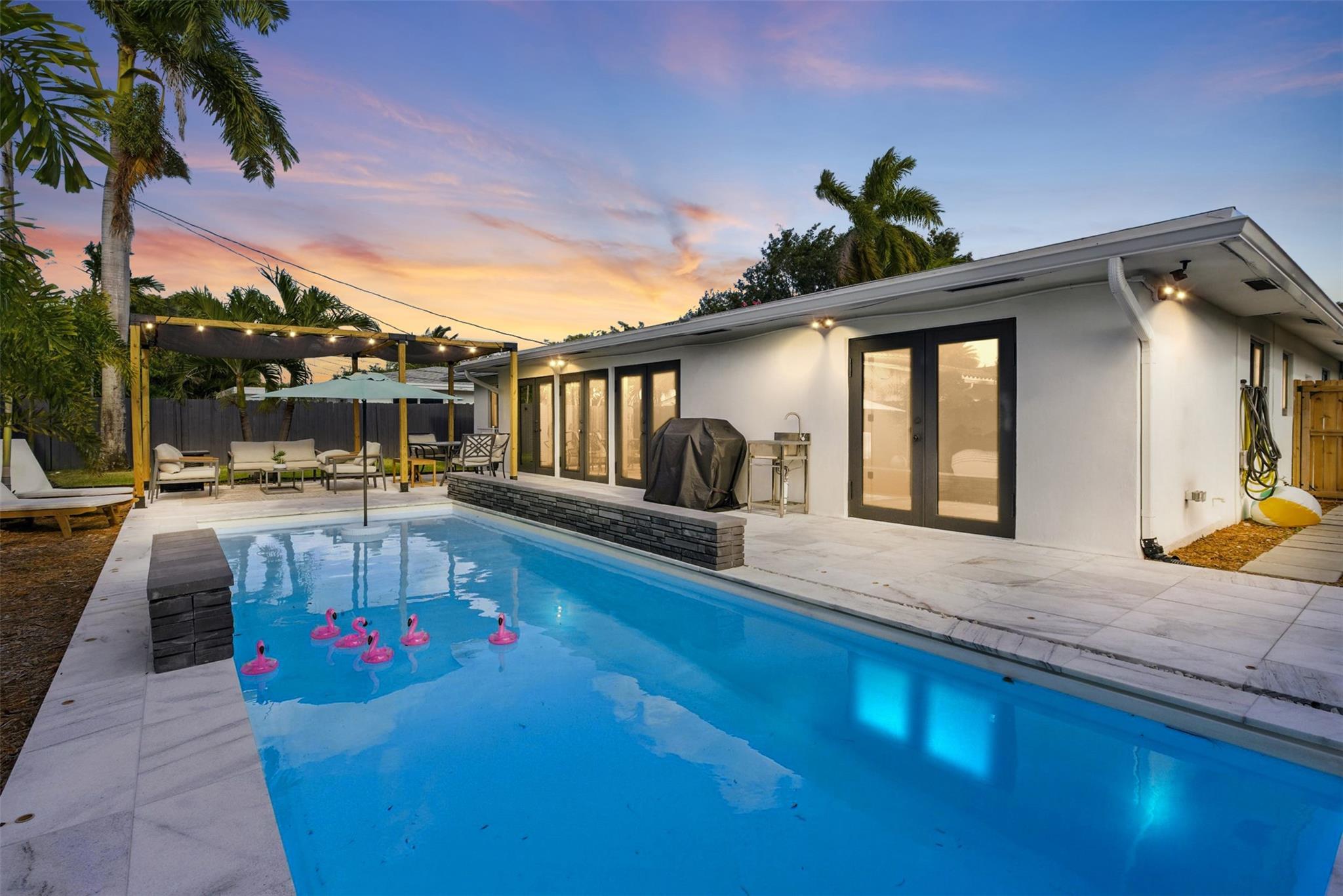 IMPERIAL POINT 2 SEC - Residential