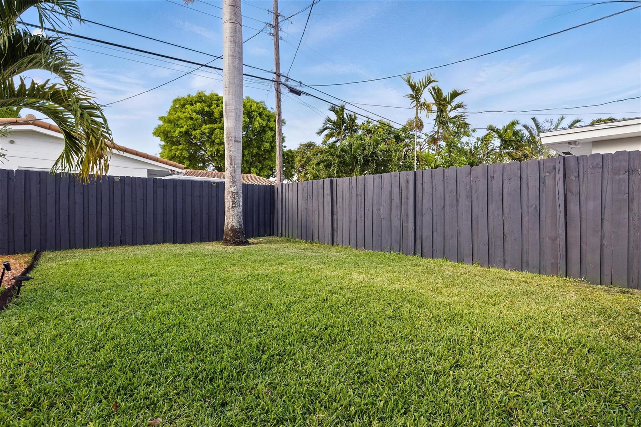 IMPERIAL POINT 2 SEC - Residential