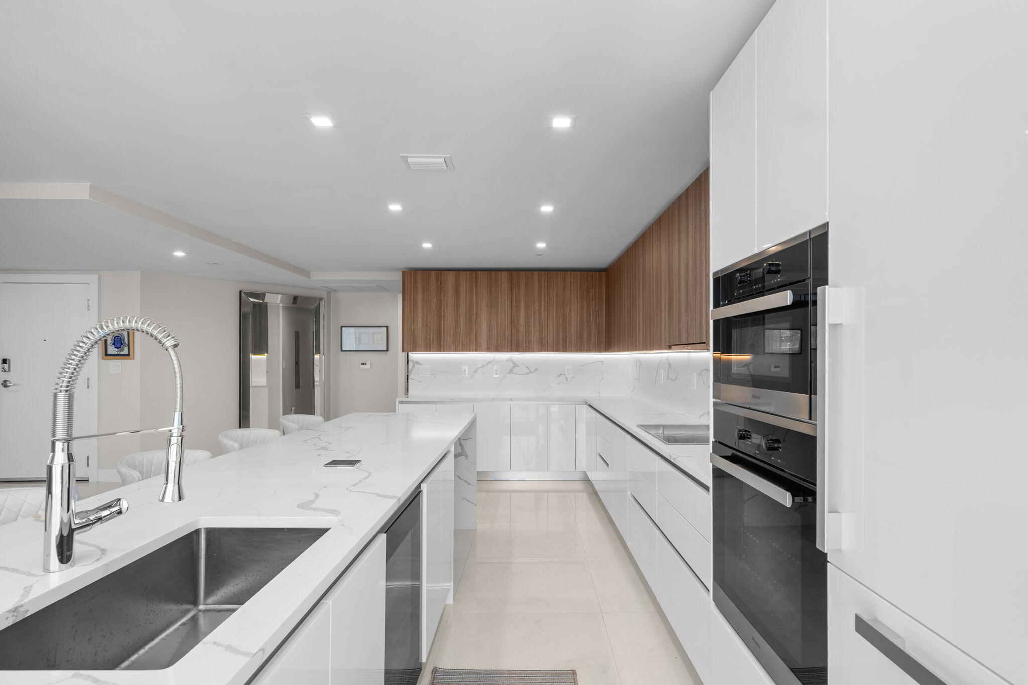 SABBIA BEACH CONDO - Residential