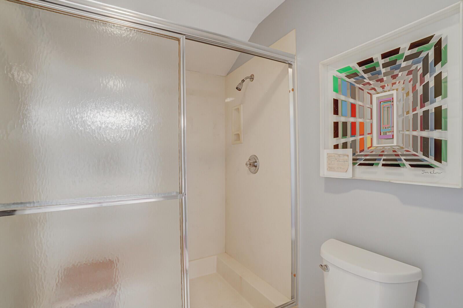 OAK HARBOUR CONDOS - Residential