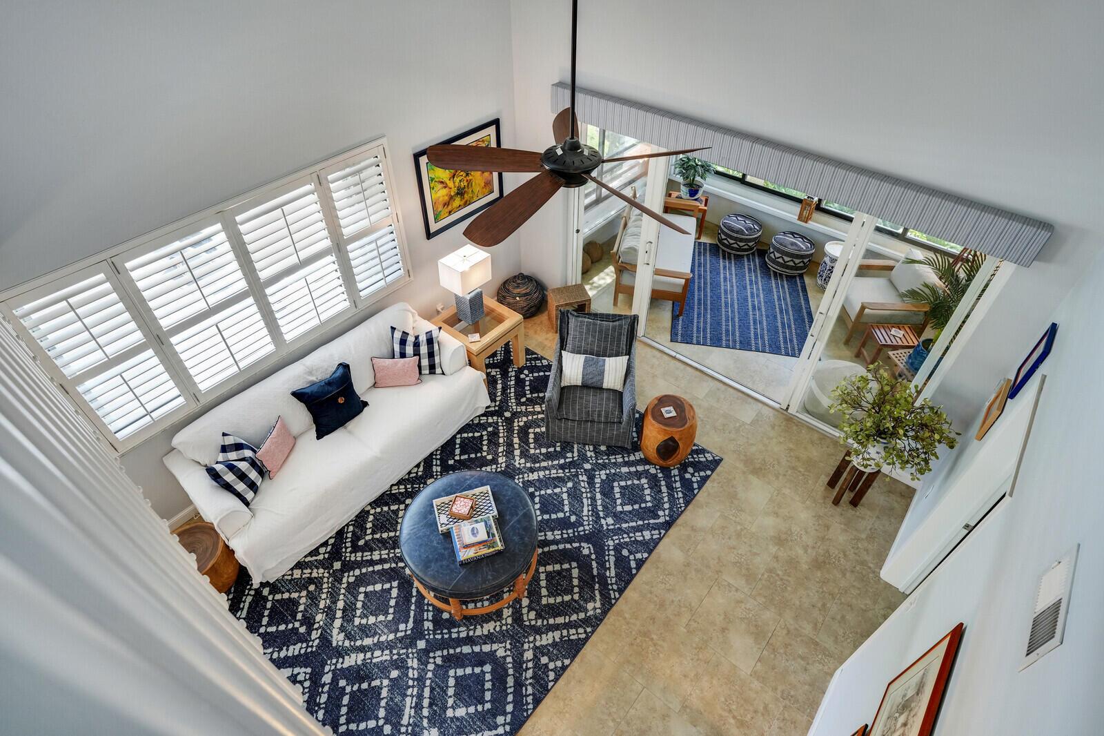 OAK HARBOUR CONDOS - Residential