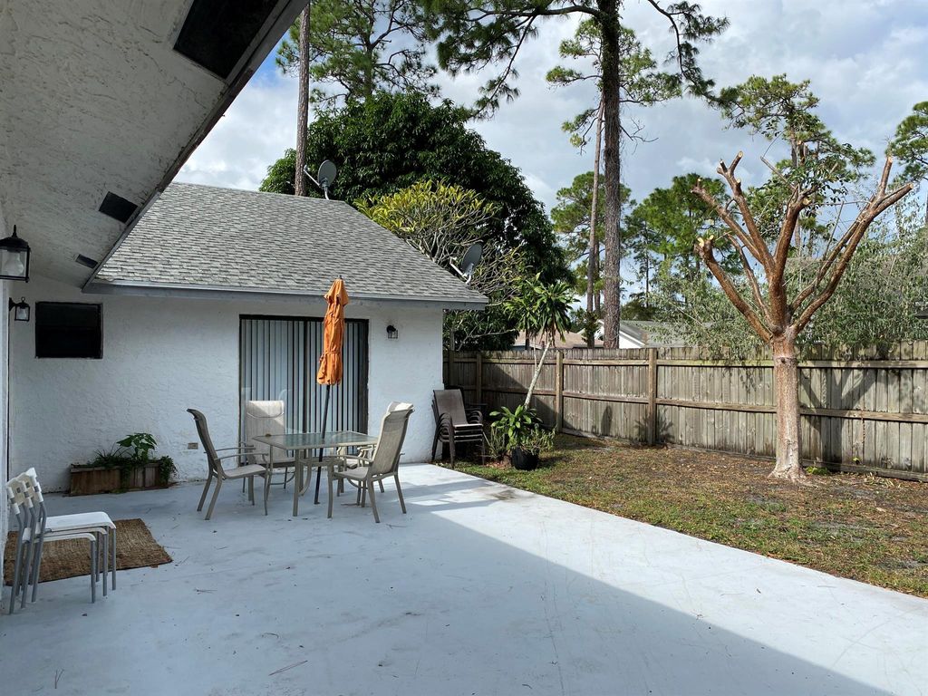 Photo of 14111 Wellington Trace, Wellington, FL 33414 (MLS # R11081146)