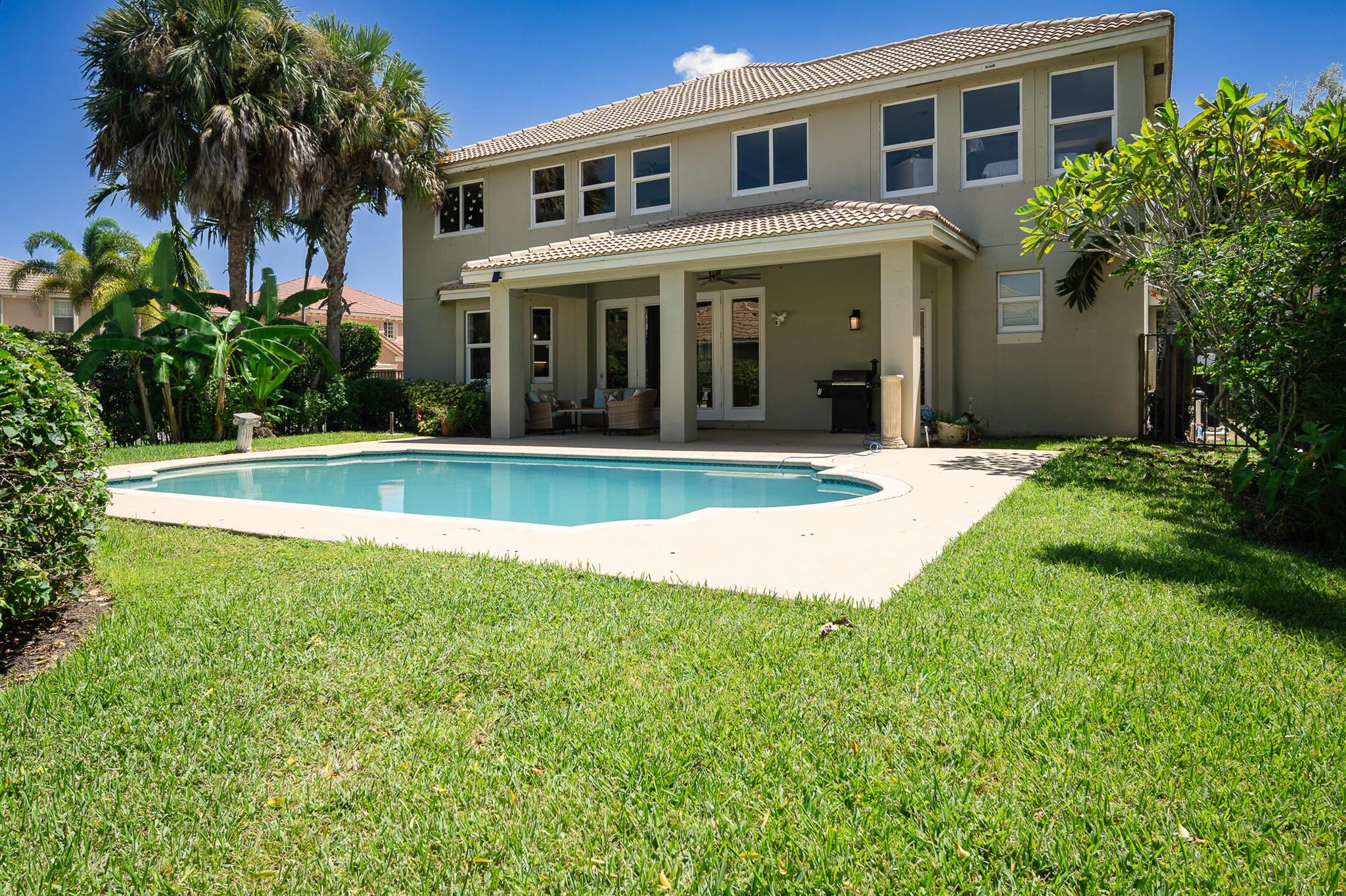 THE OAKS - Residential