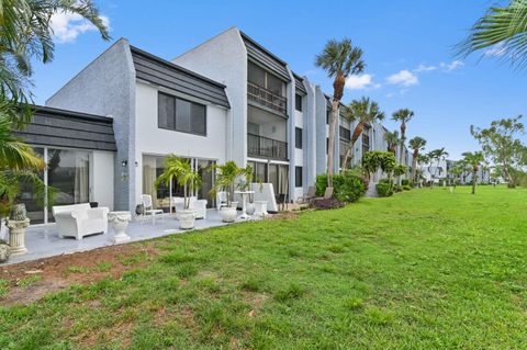 A home in Lake Worth