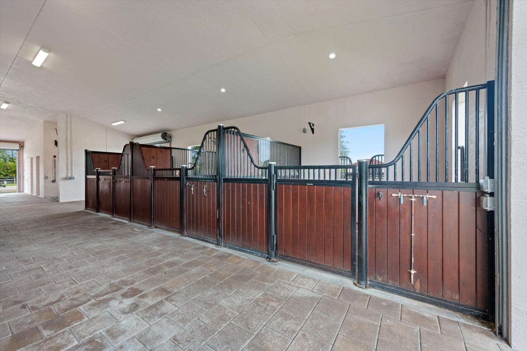 DEER RUN - Residential Lease