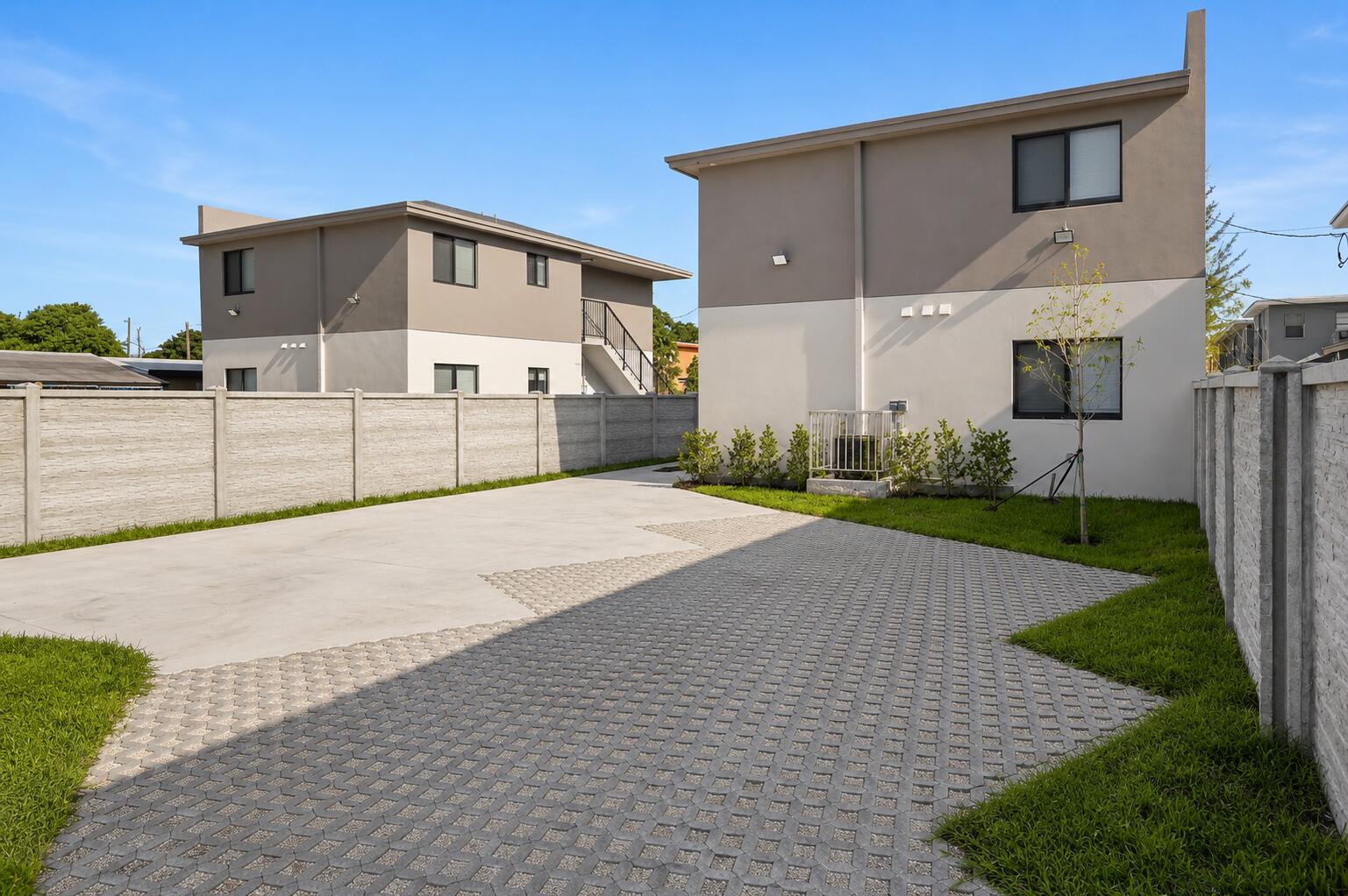 WOODMERE - Residential Lease