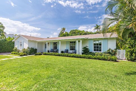 Single Family Residence in Palm Beach FL 215 Colonial Lane.jpg