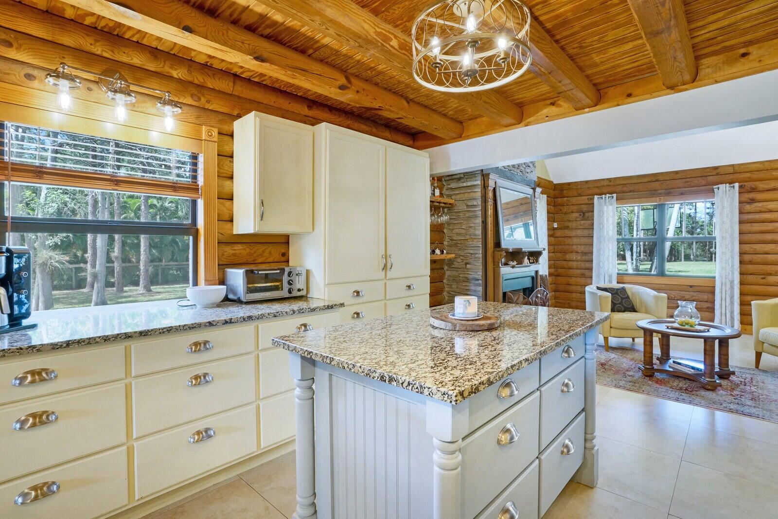 LOXAHATCHEE GROVES - Residential Lease