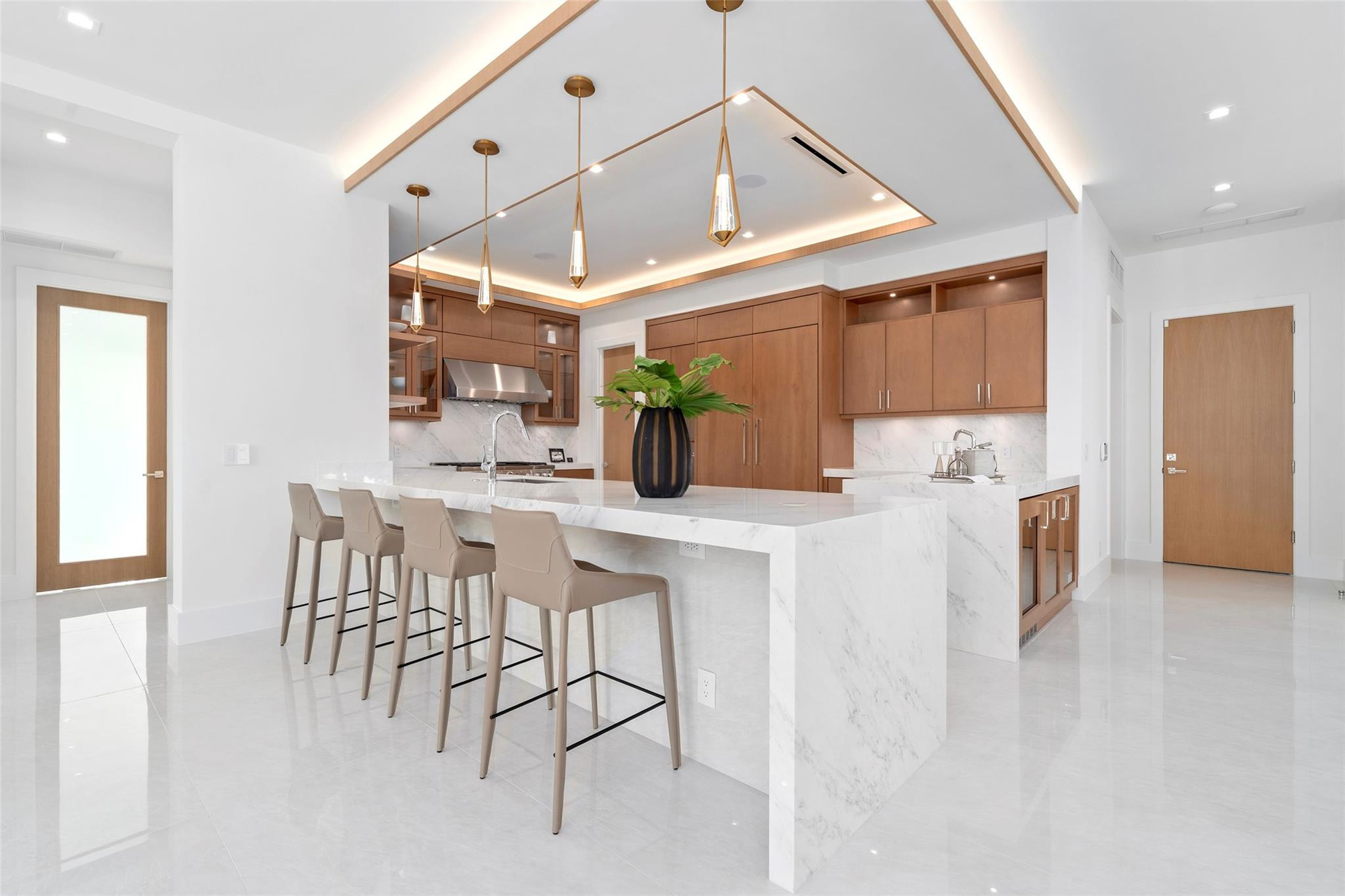 NURMI ISLES ISLAND NO 3 - Residential Lease
