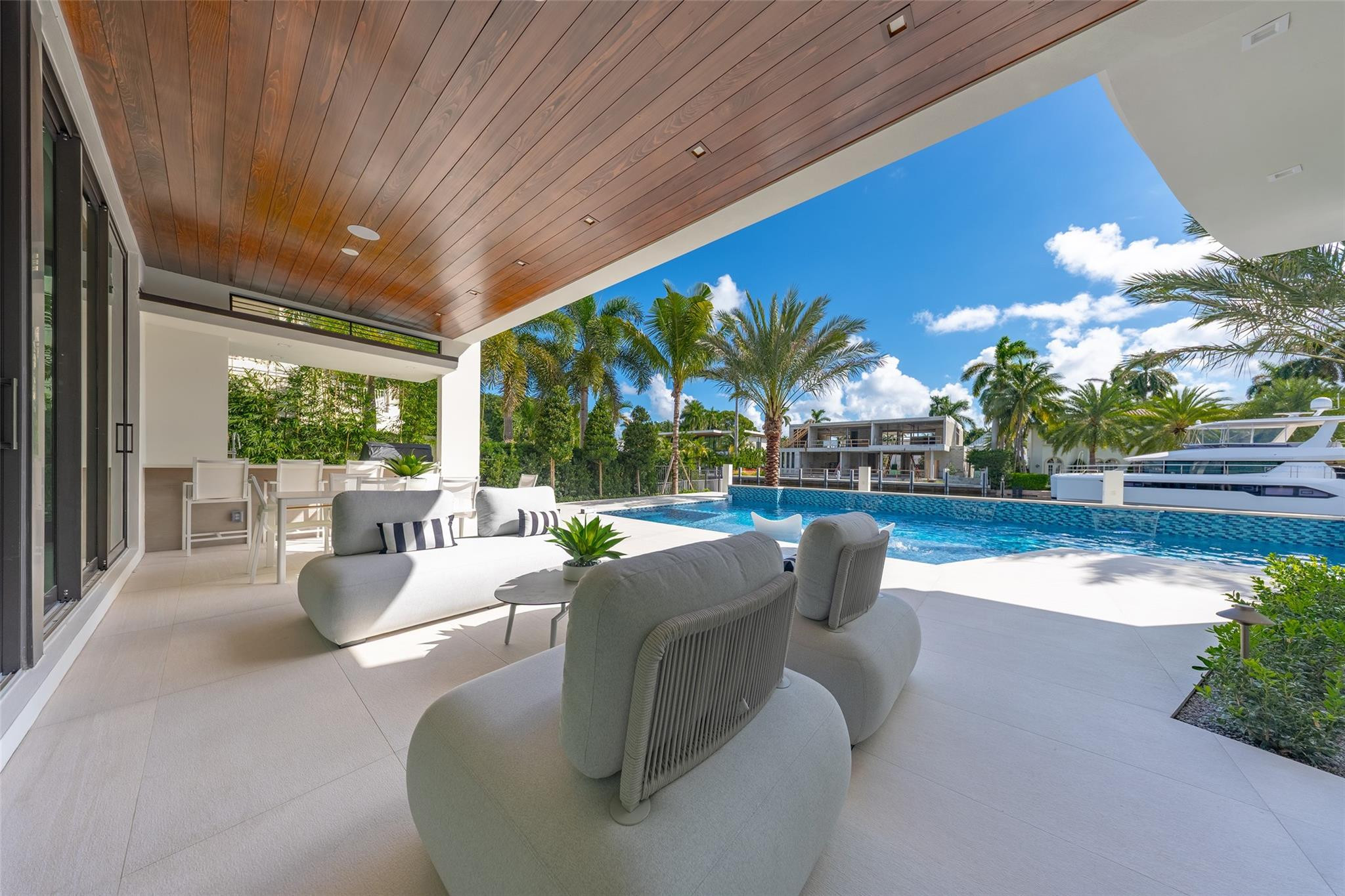 NURMI ISLES ISLAND NO 3 - Residential Lease