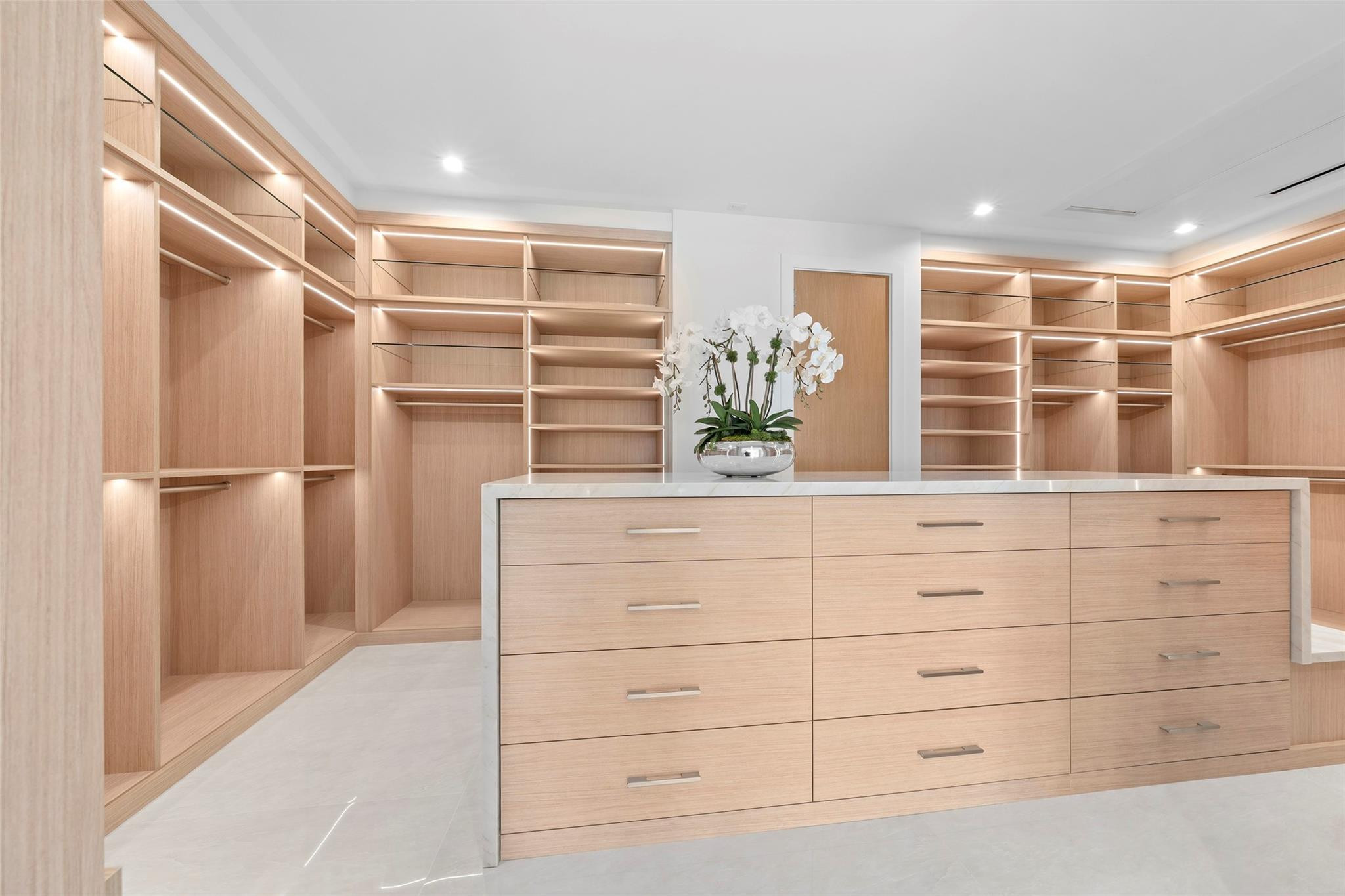 NURMI ISLES ISLAND NO 3 - Residential Lease