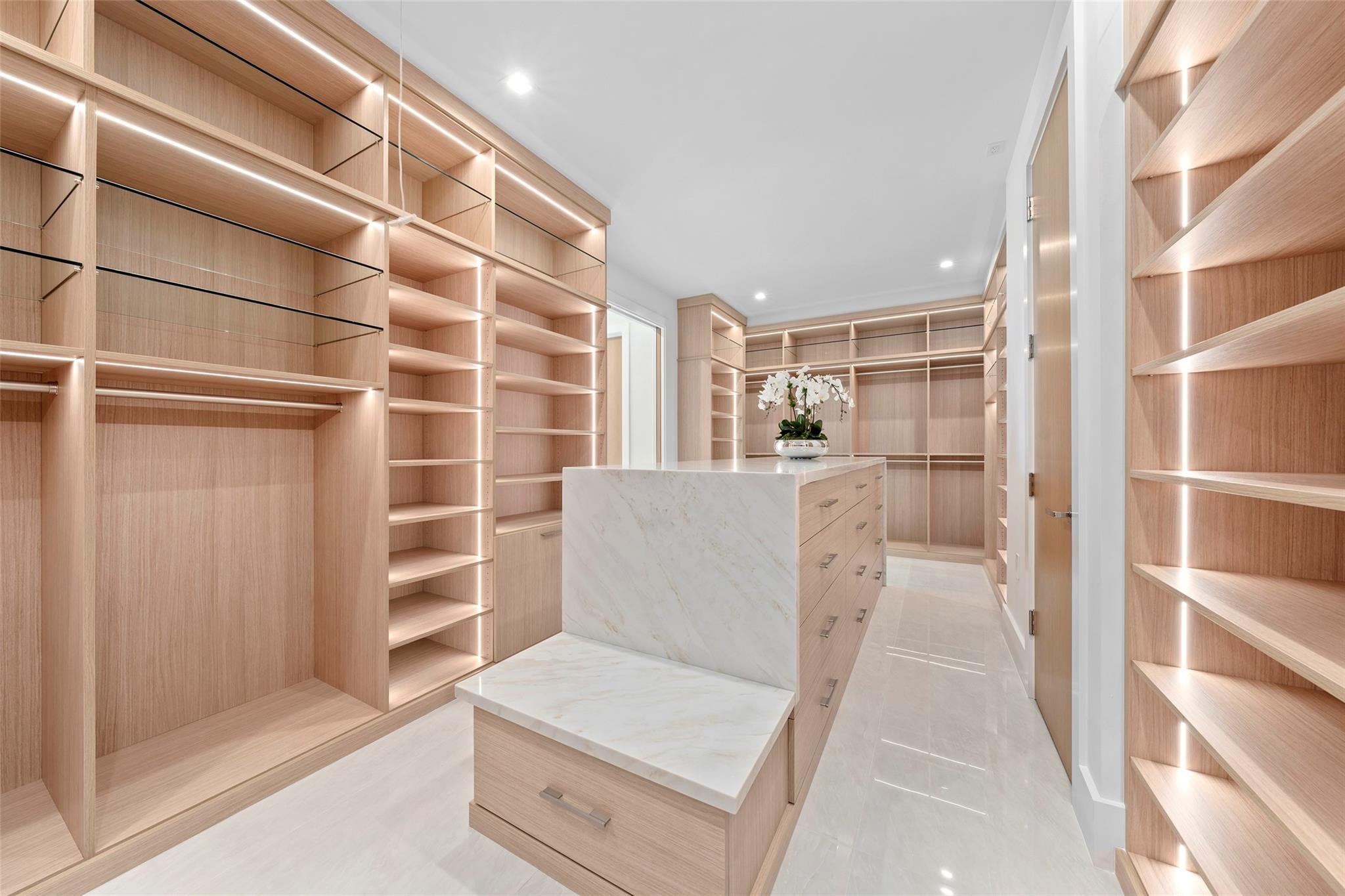 NURMI ISLES ISLAND NO 3 - Residential Lease