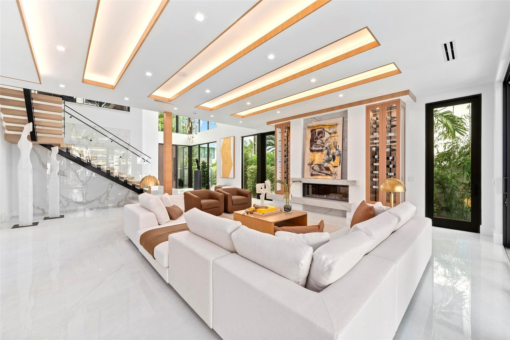 NURMI ISLES ISLAND NO 3 - Residential Lease