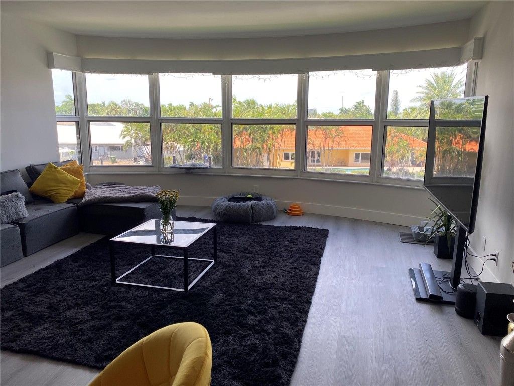 Photo of 3031 NE 51st Street #305W, Fort Lauderdale, FL 33308 (MLS # F10524025)