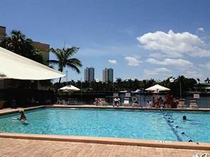 DE SOTO PARK CONDO - Residential Lease