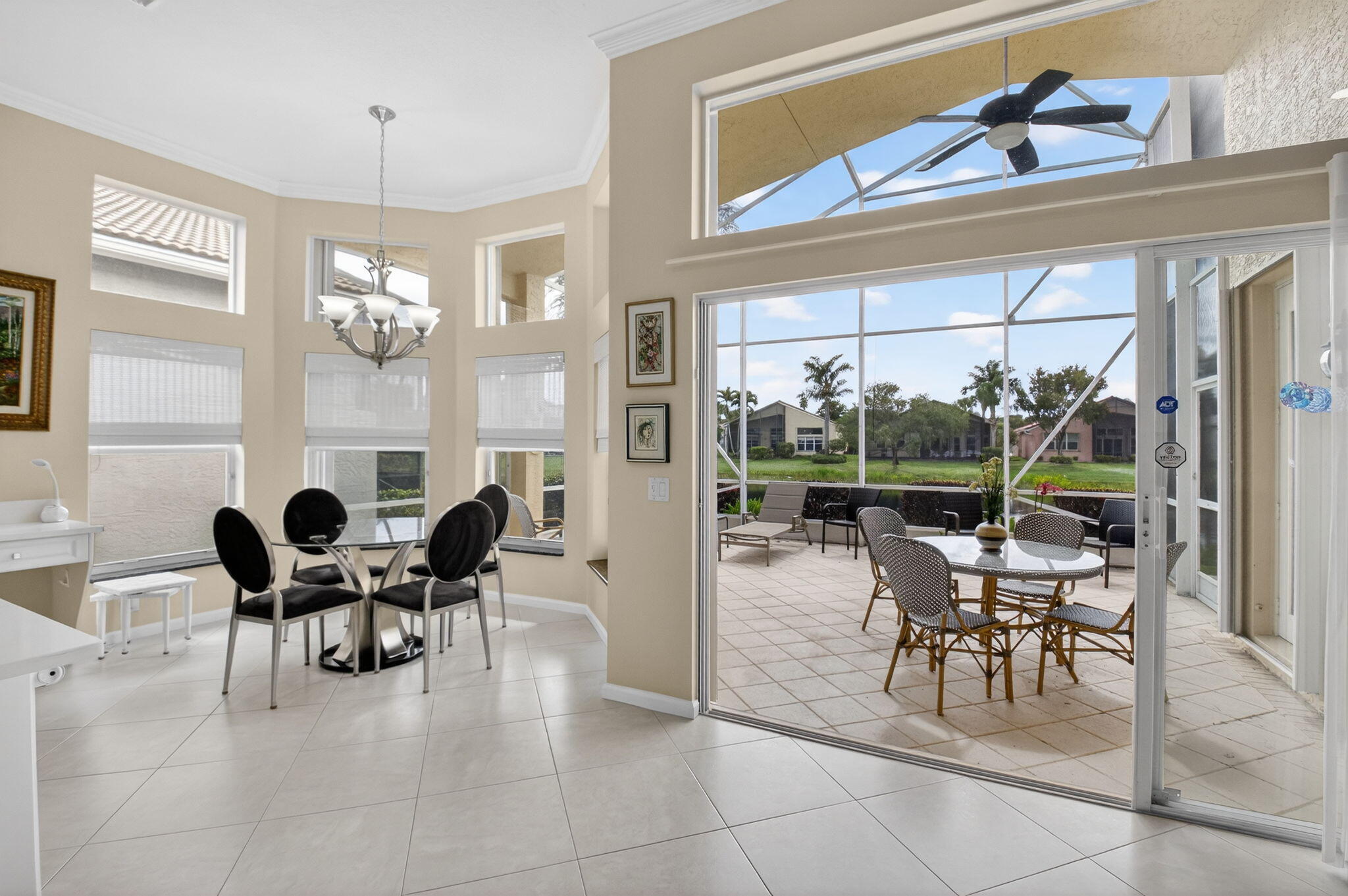 VALENCIA FALLS - Residential