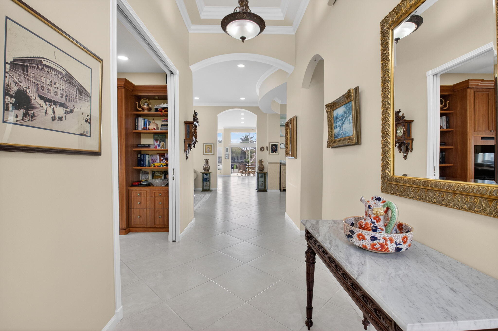 VALENCIA FALLS - Residential