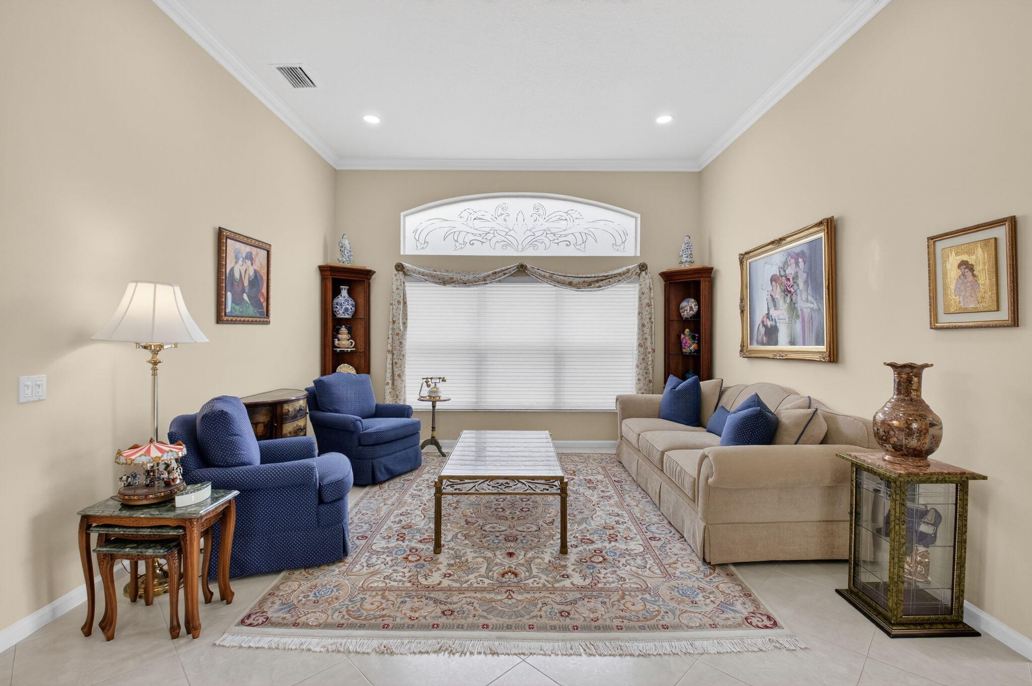 VALENCIA FALLS - Residential