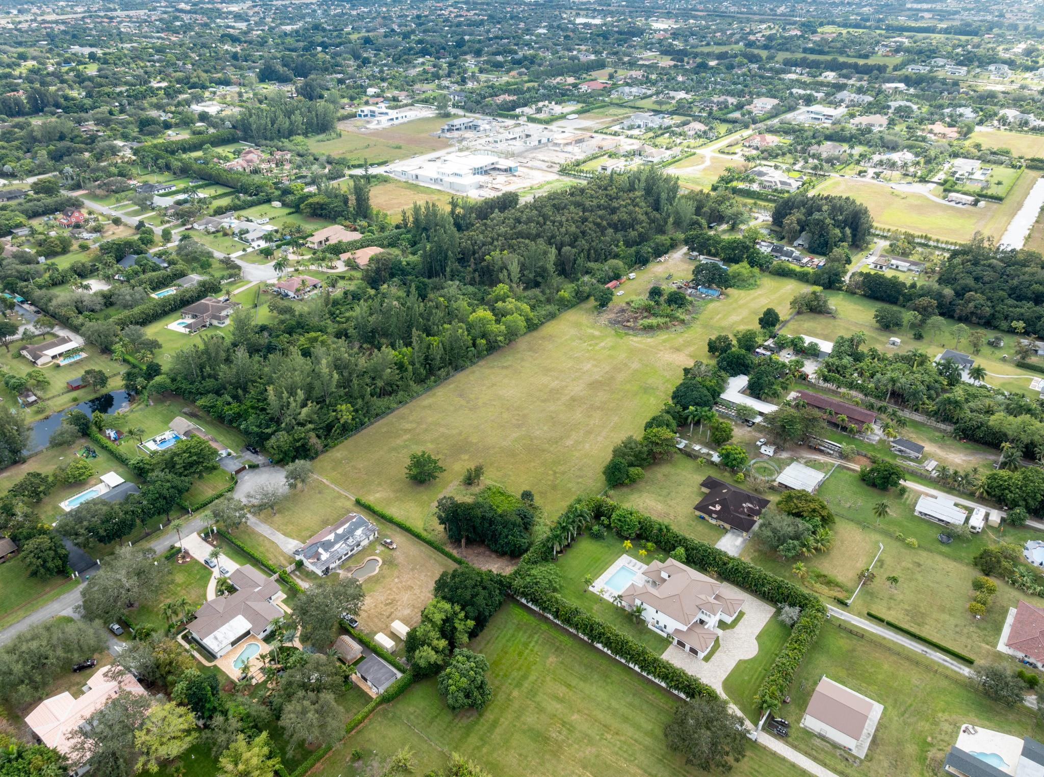 Carlton Estates - Land