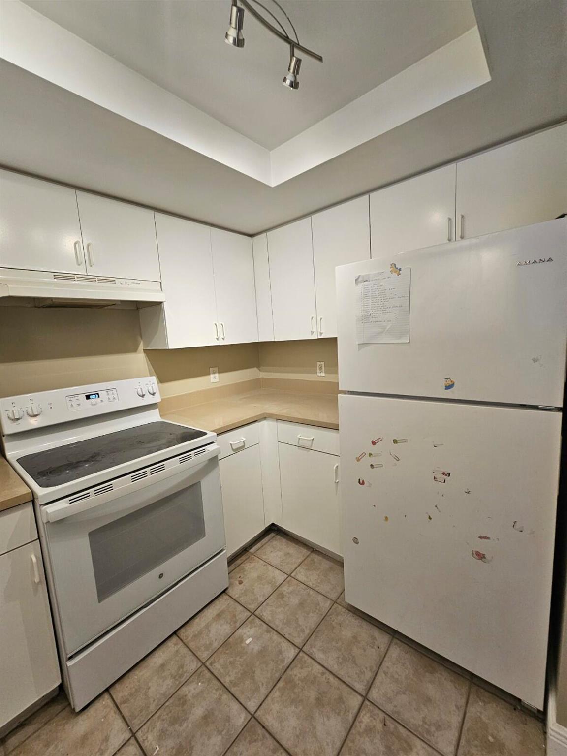 GRAND ISLES CONDO - Residential Lease