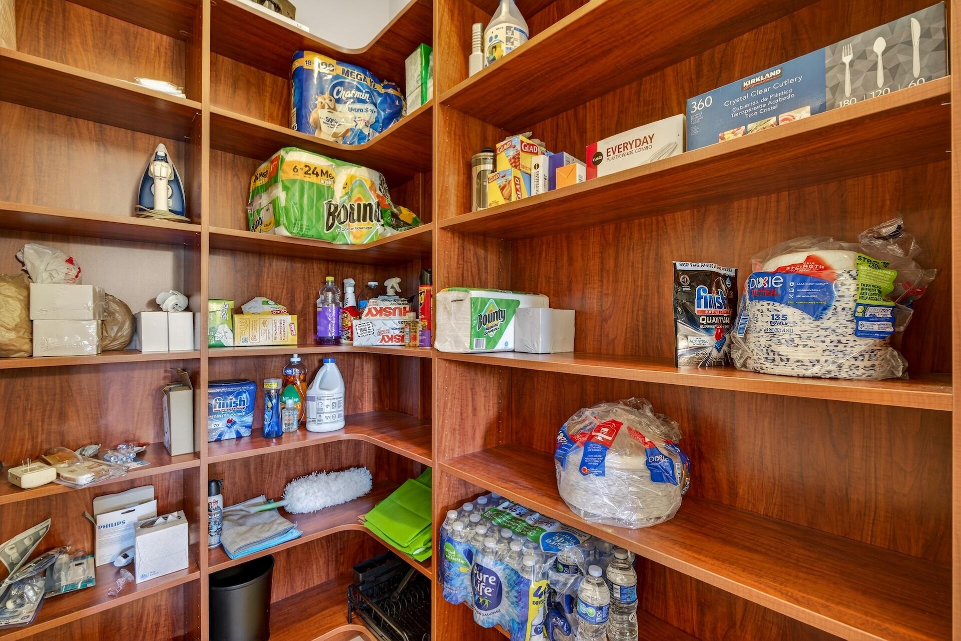 FOUNTAINS ON OCEAN BOULEVARD - Residential