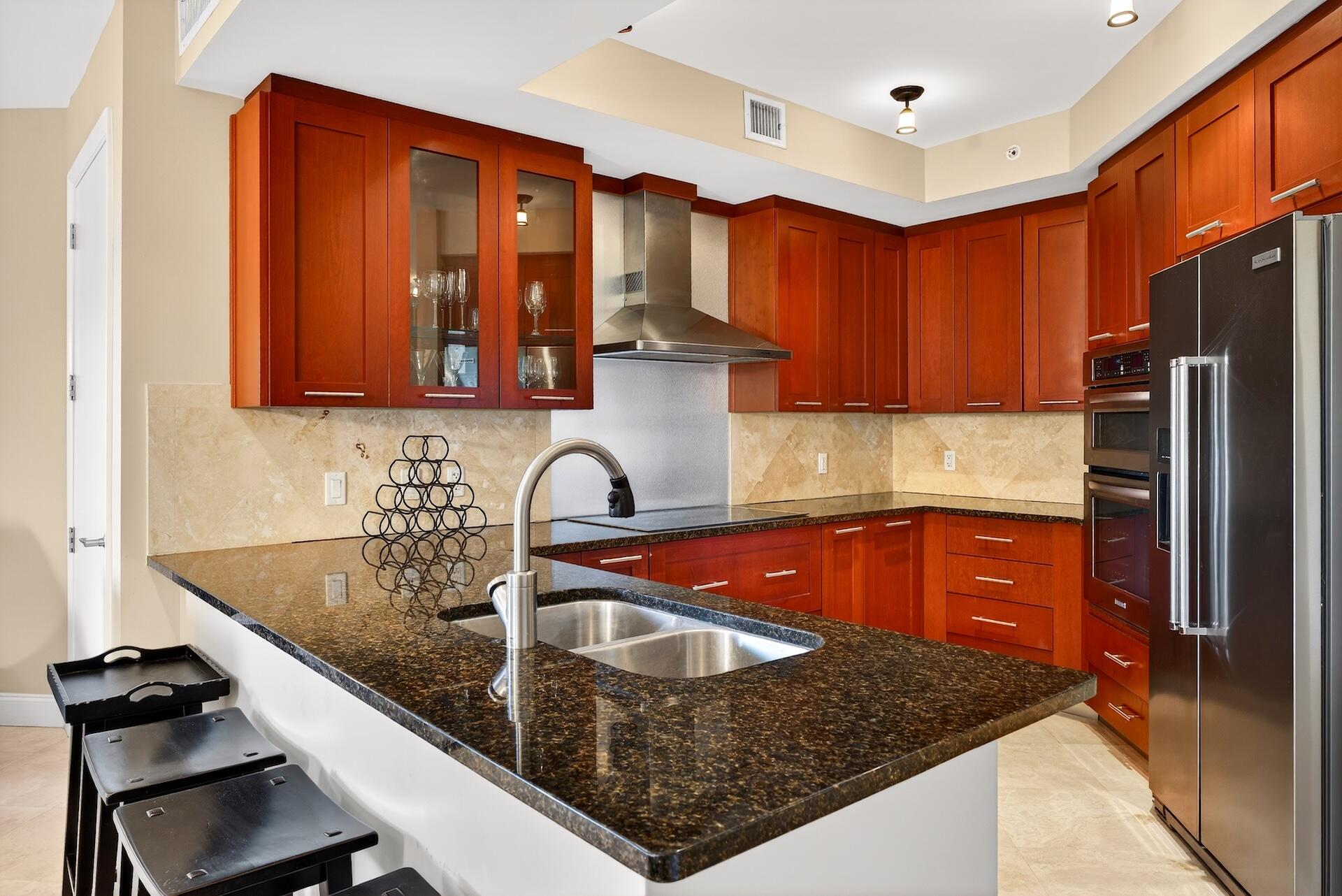 FOUNTAINS ON OCEAN BOULEVARD - Residential