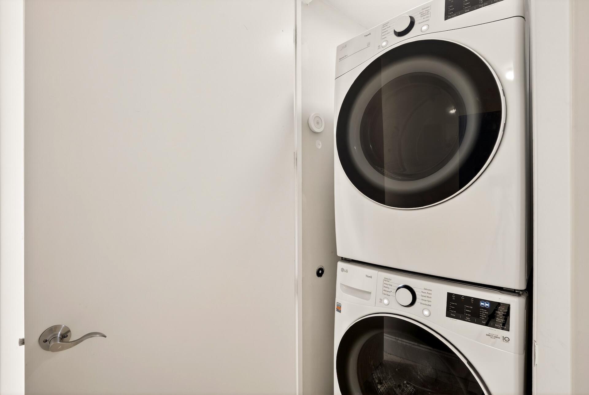 FOUNTAINS ON OCEAN BOULEVARD - Residential