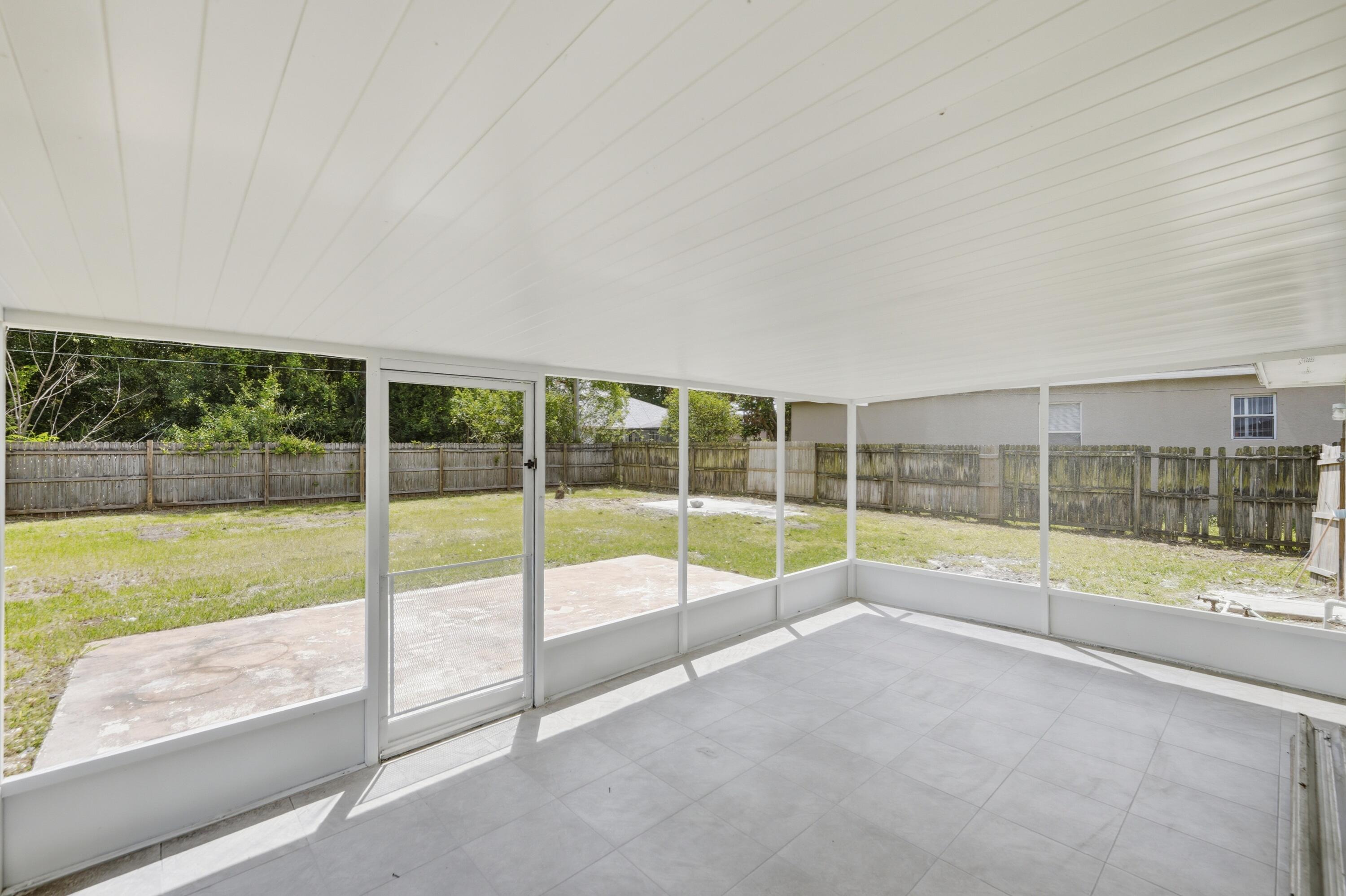 PORT ST LUCIE SECTION 08 - Residential