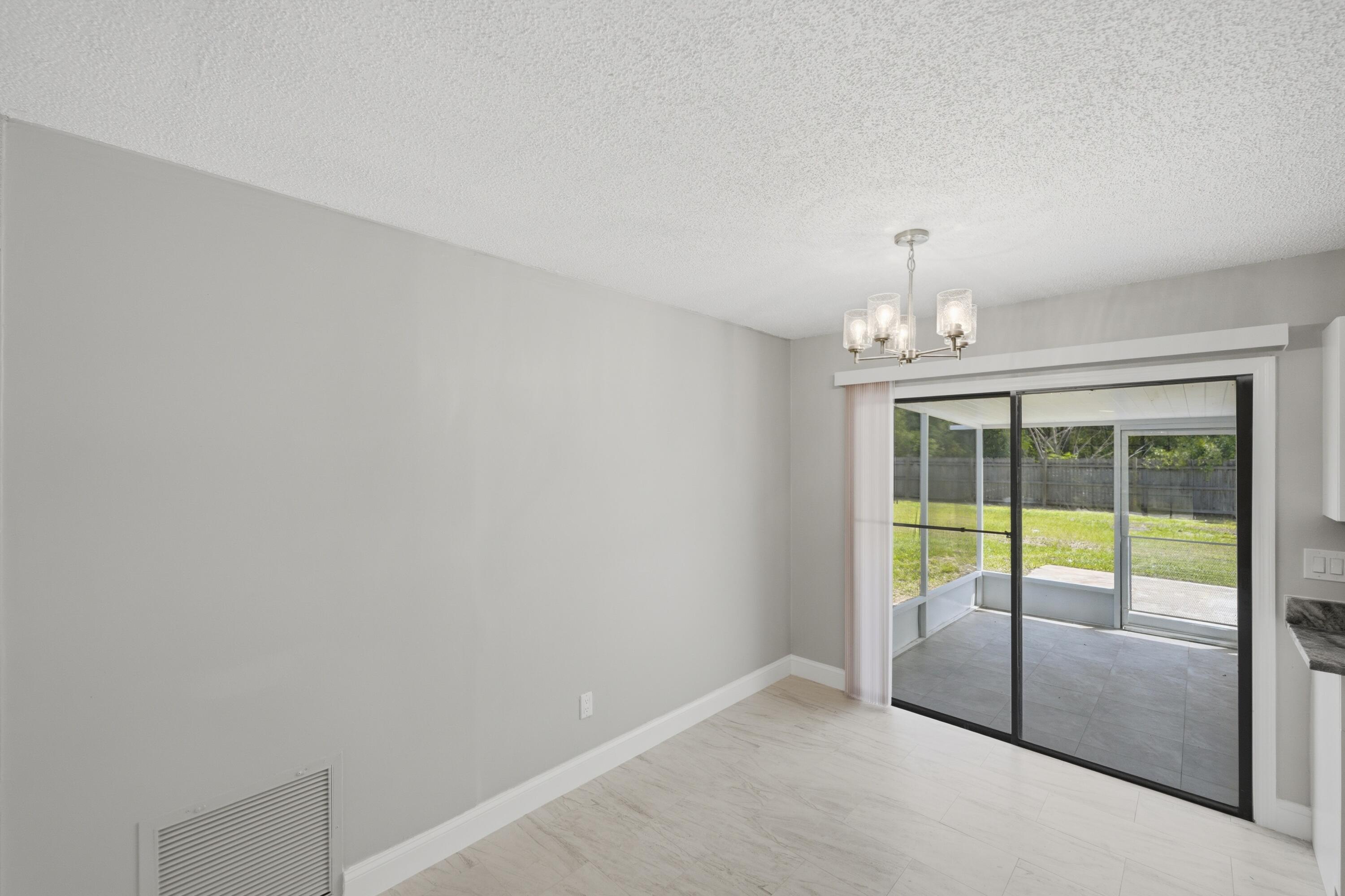 PORT ST LUCIE SECTION 08 - Residential