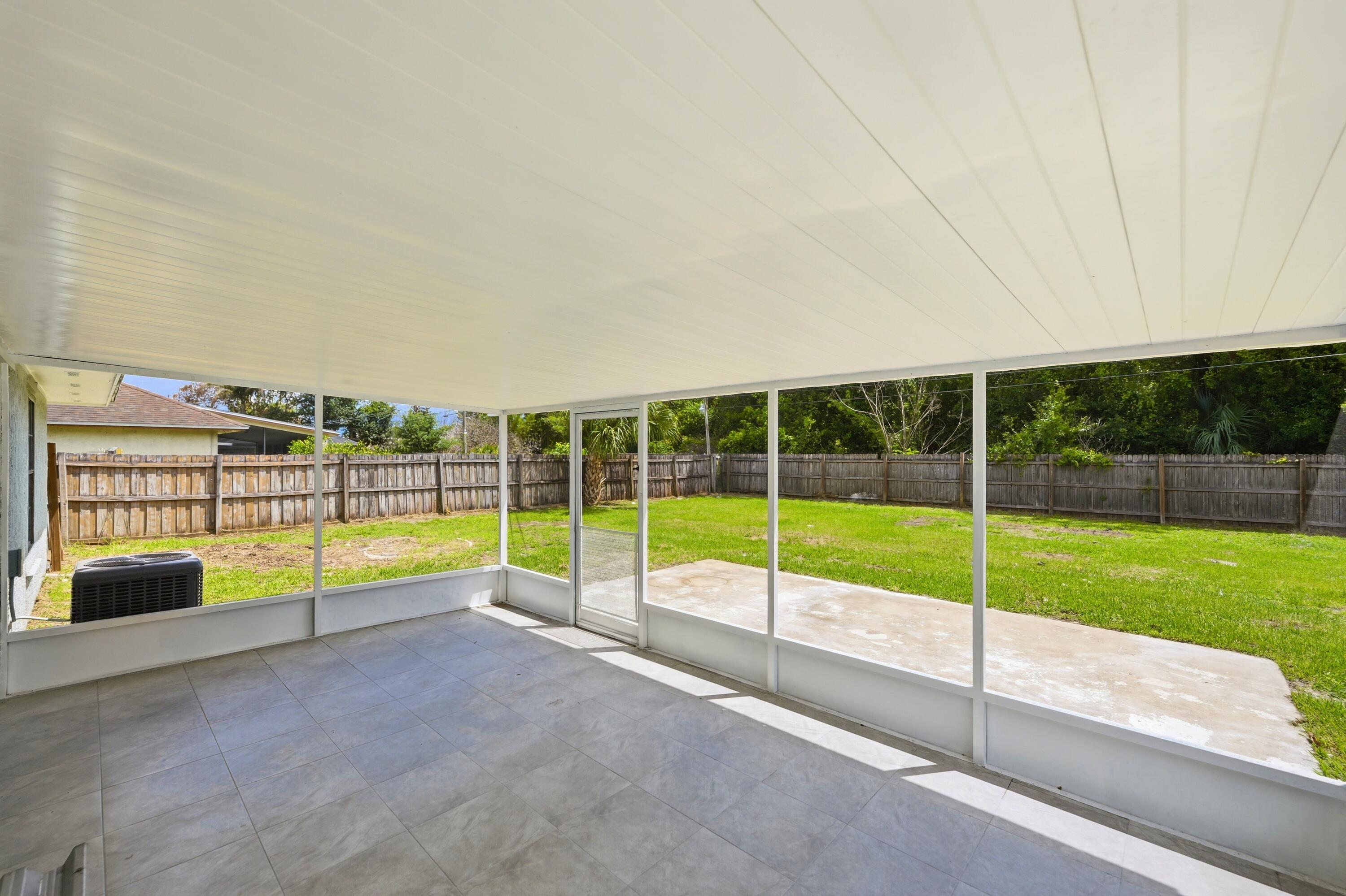 PORT ST LUCIE SECTION 08 - Residential