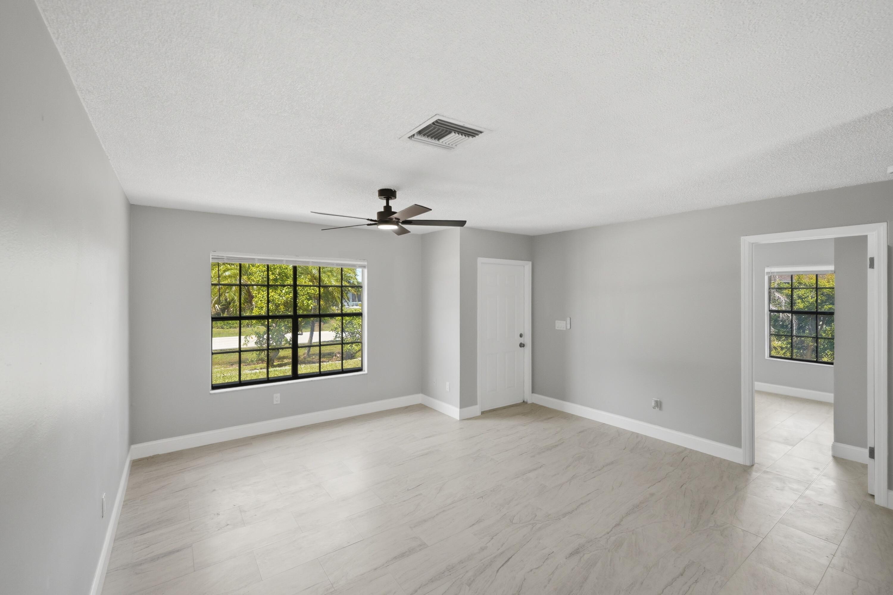 PORT ST LUCIE SECTION 08 - Residential