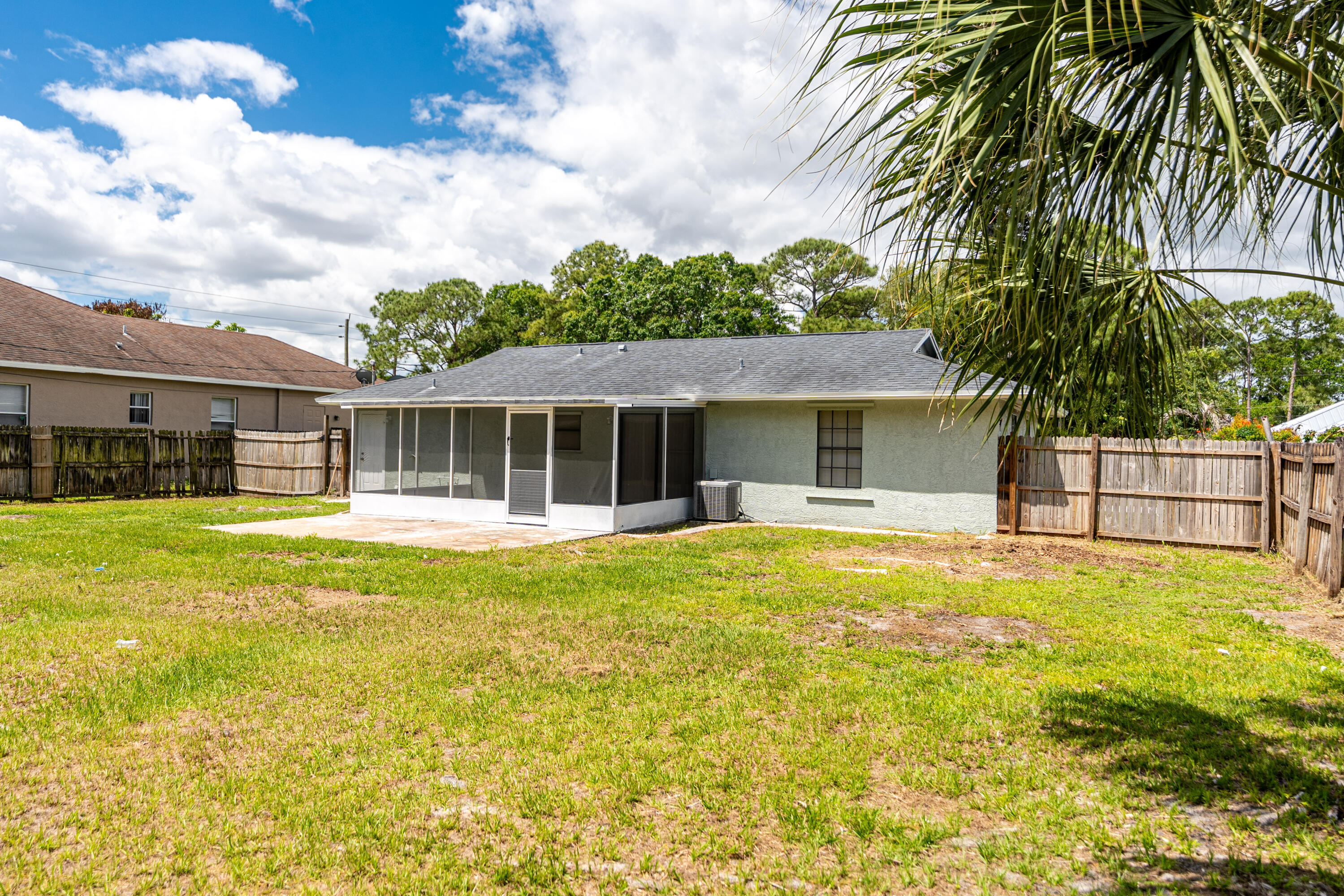 PORT ST LUCIE SECTION 08 - Residential