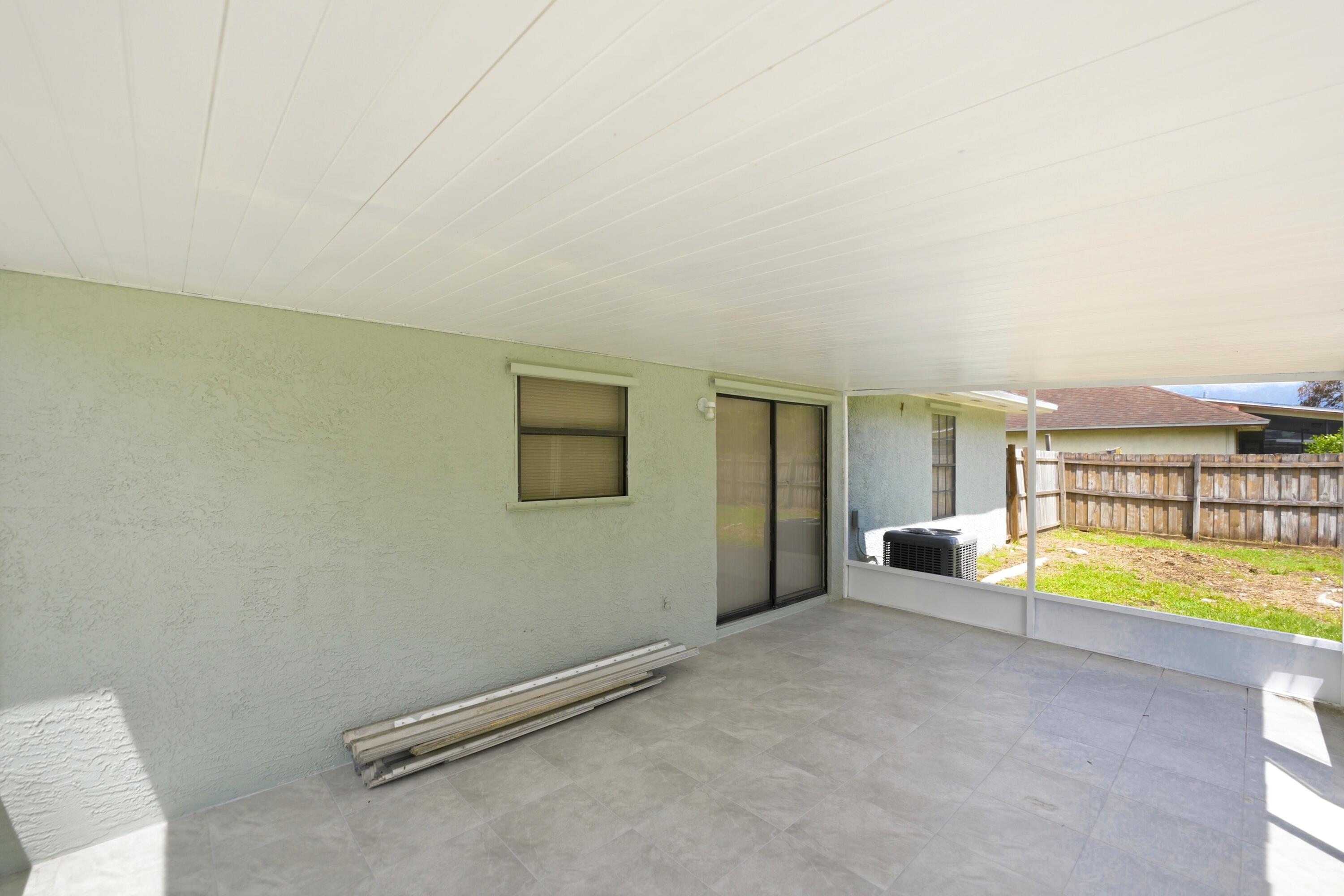 PORT ST LUCIE SECTION 08 - Residential