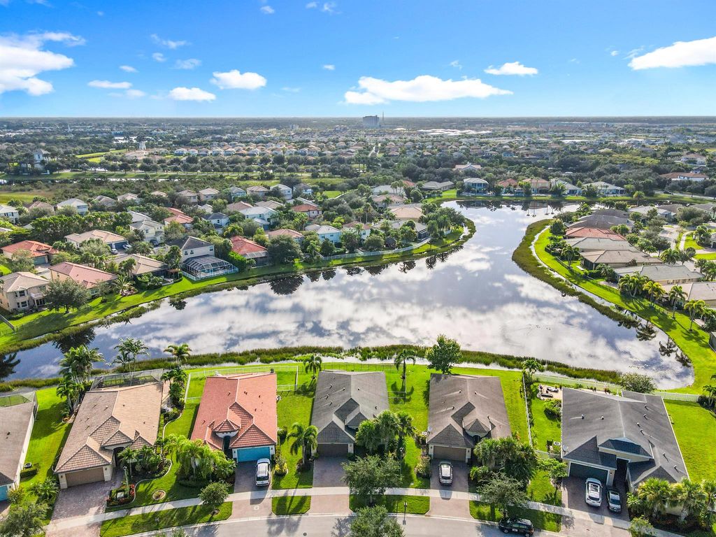 Photo of 12109 SW Bennington Circle, Port Saint Lucie, FL 34987 (MLS # R11132425)