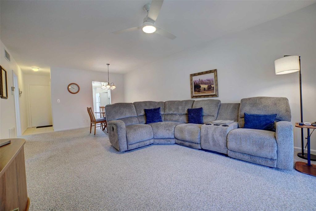 Photo of 1117 Lake Terrace #208, Boynton Beach, FL 33426 (MLS # F10551838)