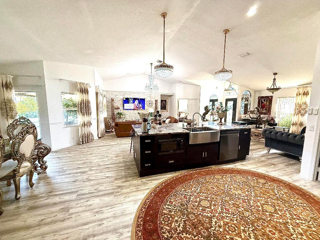 ACREAGE - Residential