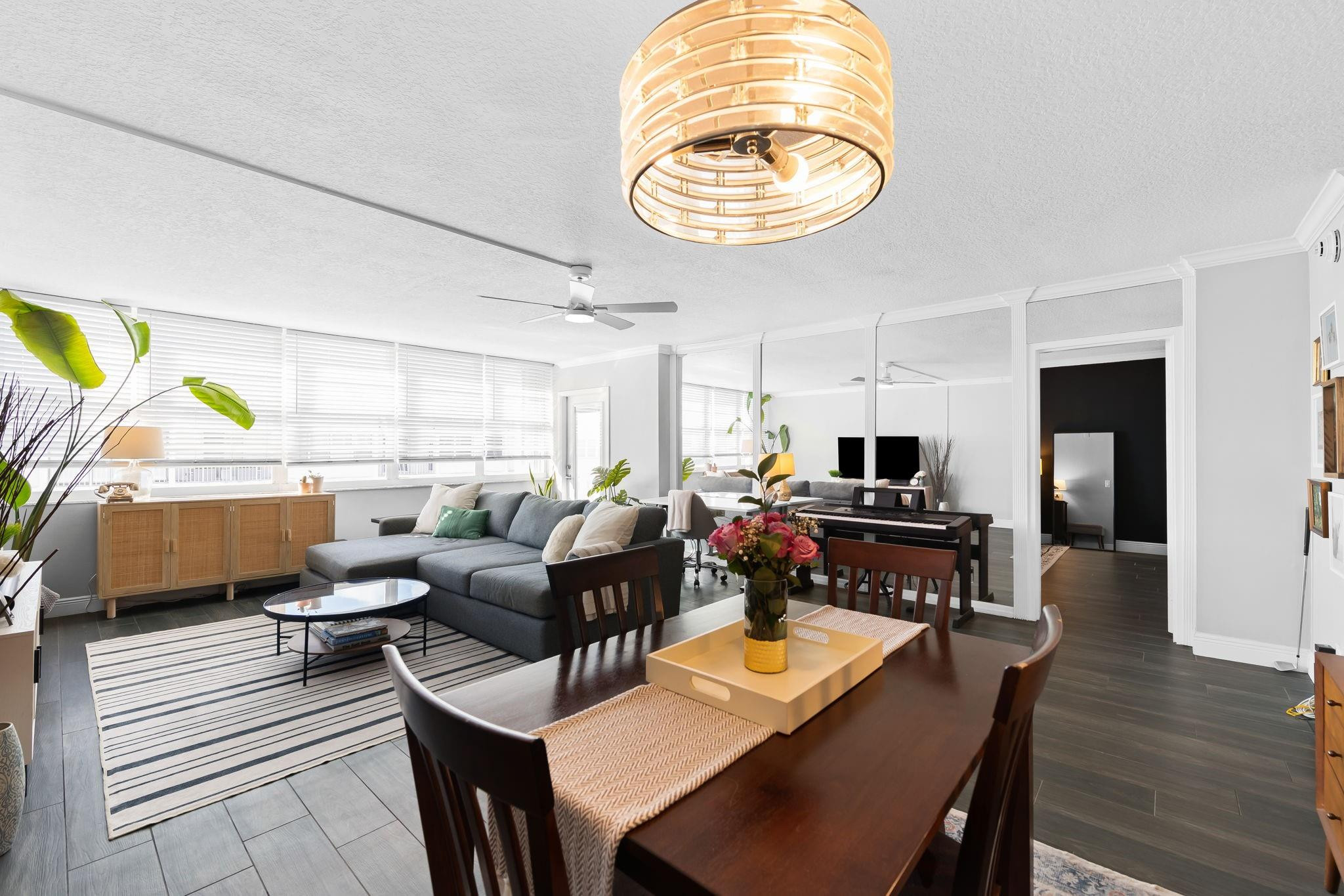 1170 N Federal Highway 1208