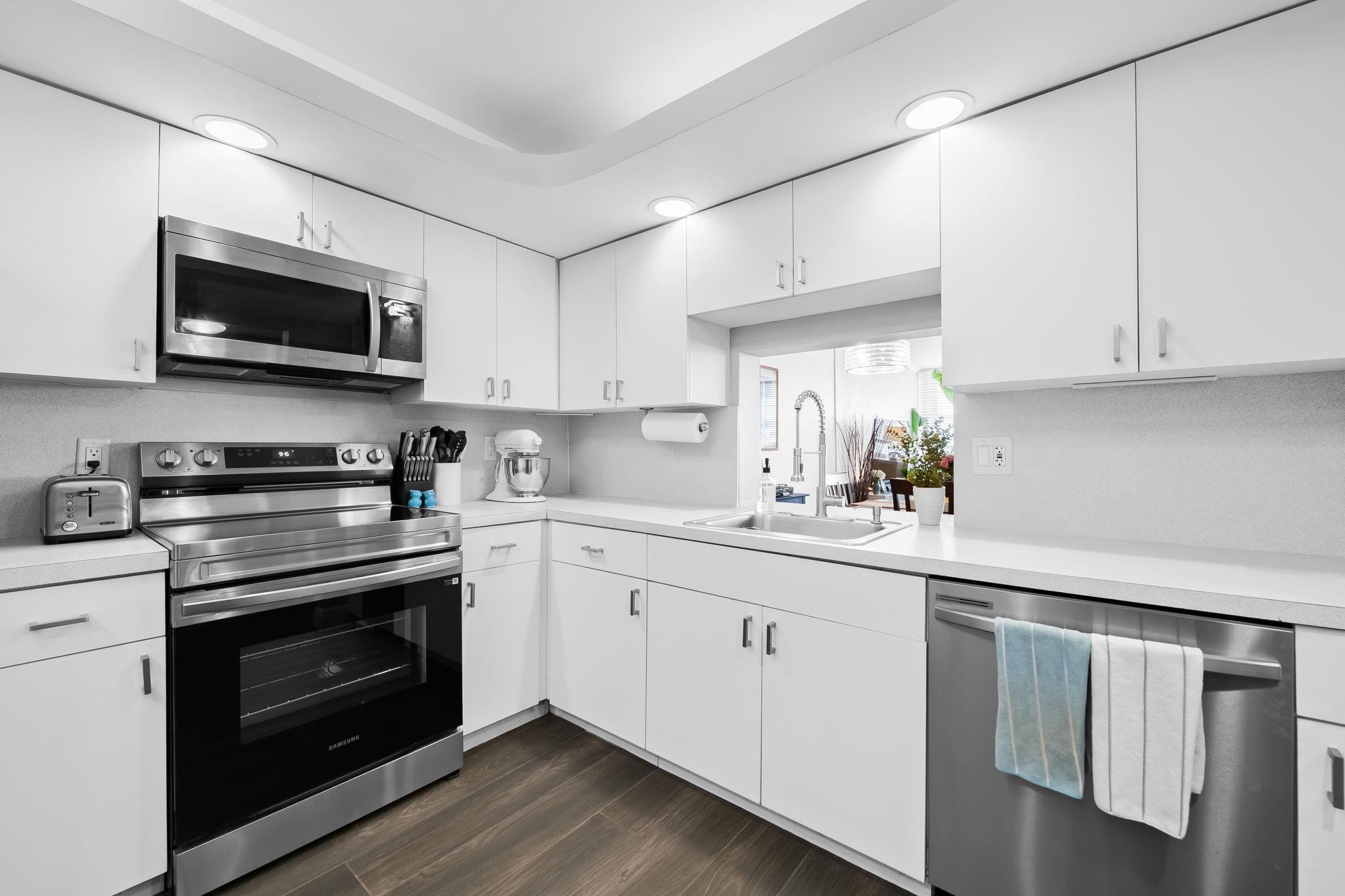 East Point Towers - Residential