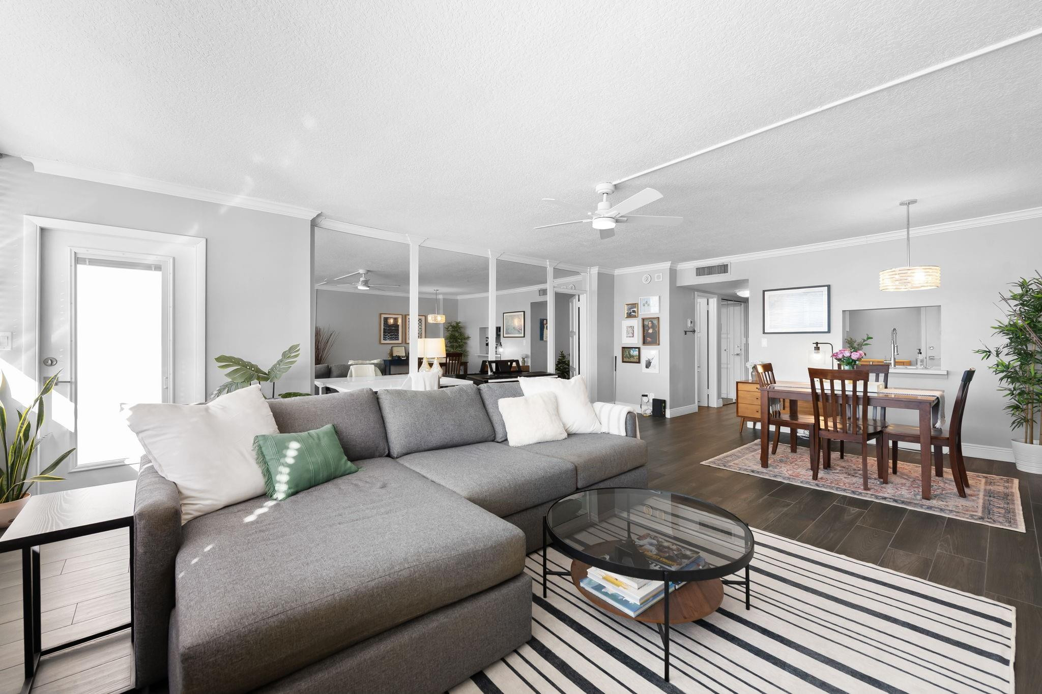 1170 N Federal Highway 1208