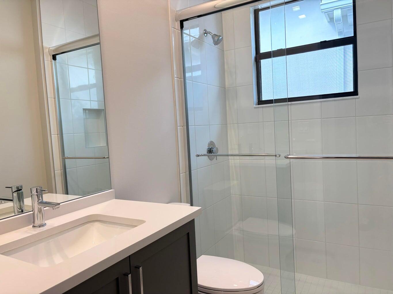 AVENIR POD - Residential Lease