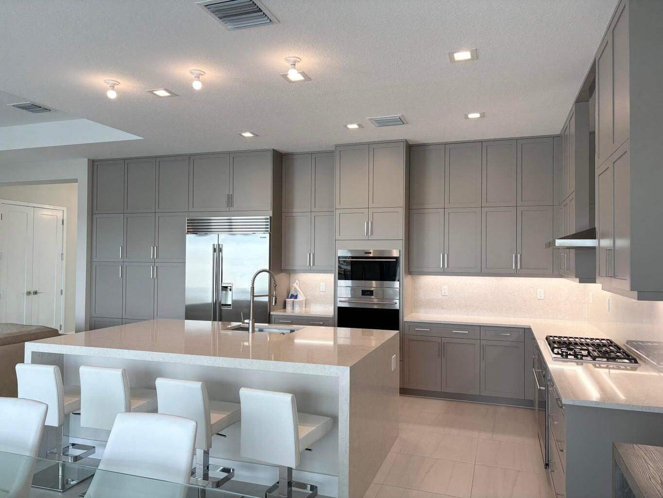 AVENIR POD - Residential Lease