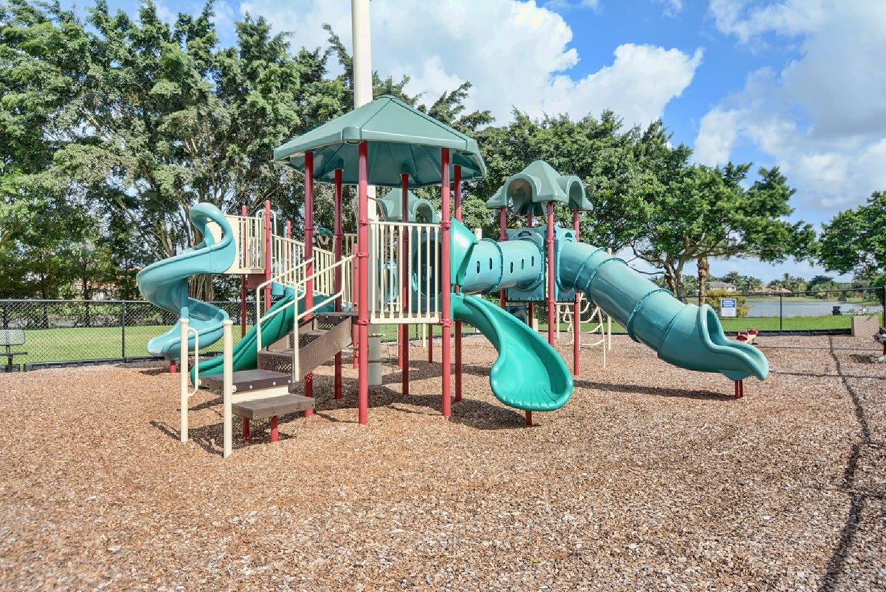 BOCA FALLS PAR L - Residential